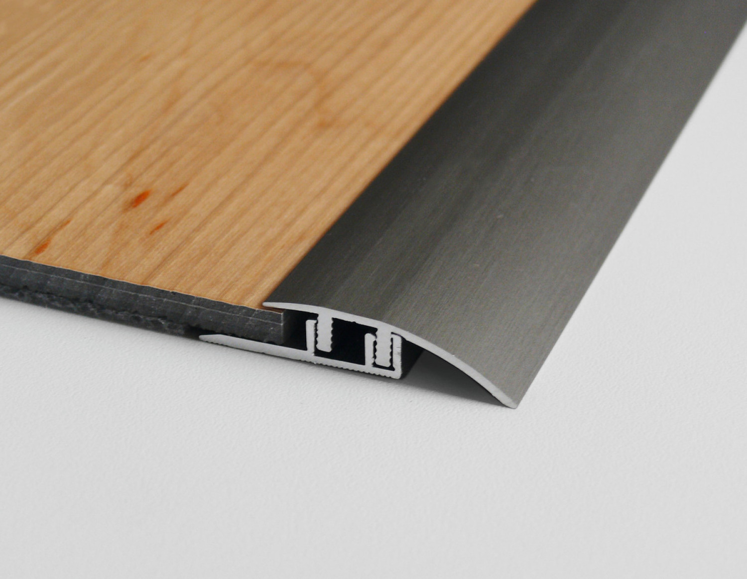 Ausgleichsprofil  inkl. Befestigungsmaterial Edelstahloptik (90 cm) für Vinyl - Kaindl