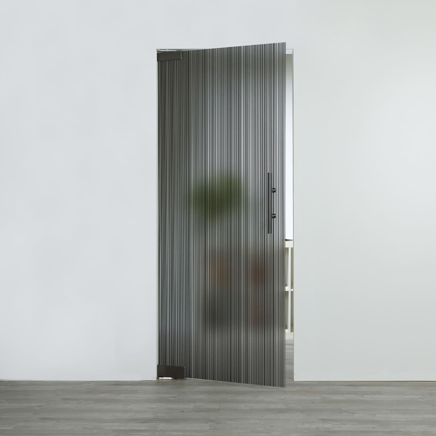 LIENBACHER GLAS Glaspendeltür Modell 637 Black Signature Satiniert