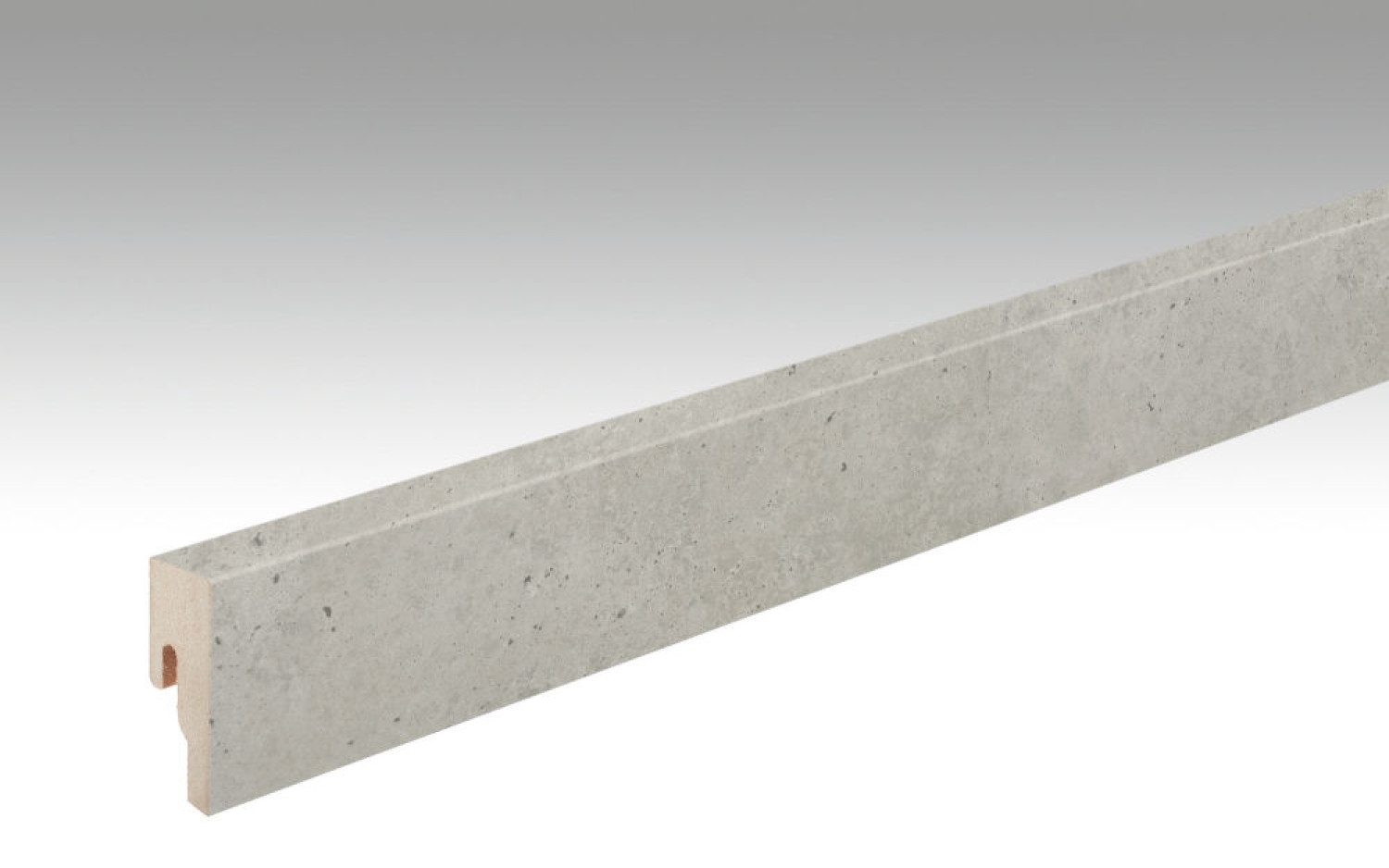 Beton 7321 Fußleiste Profil 8 PK (2380 x 15 x 50 mm) - Meister