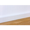 Sockelleiste 18 x 60 x 2400 mm Massivholz weiß lackiert eckig/gefast Clip-Nut