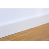 Sockelleiste 18 x 80 x 2400 mm Massivholz weiß lackiert eckig/gefast Clip-Nut