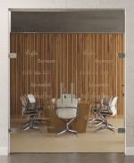 Bild von Cafe 2 Motiv matt 2-flg. Glaspendeltür mit Oberlicht DORMA Tensor Variante 2 - Erkelenz