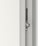 Detail Schließer von Kunststoff Nebeneingangstür F004 Comfort mit Glasausschnitt