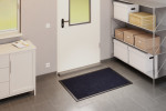 Milieubild Garage mit Regal und Schrank von NAME