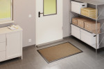 Milieubild Garage mit Regal und Schrank von NAME