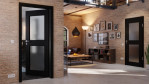 Main-Milieuansicht von Schwarz RAL 9005 LA 12 Mattlack Basic Innentür - Huga