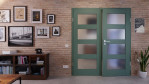 Front-Milieuansicht von CLASSEN Doppelflügeltür Frame 5.7 Uni Green Dekorfolie mit Lichtausschnitt inkl. Zarge
