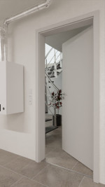 Detail-Milieuansicht von GARANT Wärmeschutztür D92-60 Dove Grey Resopal