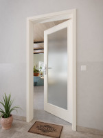 CloseUp-Milieuansicht von GARANT Wohnungseingangstür 0140-60 Dawn Resopal mit Lichtausschnitt LA-3