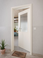 CloseUp-Milieuansicht von GARANT Wohnungseingangstür 0140-60 Dawn Resopal mit Lichtausschnitt LA-6