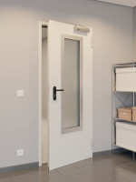 CloseUp-Milieuansicht von Innentür-Set Stahl mit Feuerschutzfunktion T30-1 FSA-62 mit Rechteckverglasung Ausschnitt 3 inkl. Blockzarge - Teckentrup