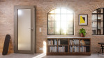 Detail-Milieuansicht von Hygge Grau RAL 7037 LA 27 Mattlack Basic Innentür - Huga