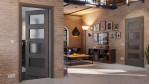 Main-Milieuansicht von Huga Innentür Hygge grau RAL 7037 Duradecor Basic mit Lichtausschnitt LA 9
