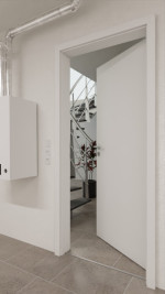 Detail-Milieuansicht von GARANT Wärmeschutztür Matt Weißlack 9016 G-TEC