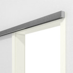 Detailansicht von GARANT Line-Schiebetürsystem vor der Wand laufend W1000ST9 Premium Weiß GHK08