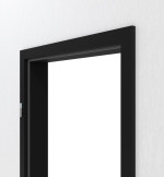 Detailansicht von HUGA Zarge Schwarz ähnlich RAL 9005 Mattlack mit eckiger Kante