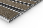 Schräge Detailansicht von Aluprofilmatte ROYAL Rips T12PP sand / Minibürste MB01 schwarz - Entrada