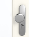 Detailansicht der Oberfläche von GARANT Wohnungseingangstür 0105-60 Pearl White CePaL mit Lichtausschnitt LA-4 schlossseitig