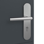 Detailansicht der Oberfläche von Groove 29 ProLine Lack Anthrazit RAL 7016 Wohnungseingangstür - Hörmann