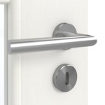Detailansicht der Oberfläche von GARANT Doppelflügeltür inkl. Zarge Authentic Bianco CPL mit Lichtausschnitt LA-DIN Sprosse SP0