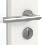 Detailansicht der Oberfläche von GARANT Doppelflügeltür inkl. Zarge Quer Authentic Bianco CPL mit Lichtausschnitt LA-2 Sprosse SP1