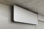 Detailansicht von Vertigo Motiv klar Glaspendeltür mit zwei festen Seitenteilen DORMA Mundus BTS Variante 3 - Erkelenz