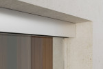 Detailansicht von Aida Motiv matt 2-flg. Glasschiebetür mit zwei festen Seitenteilen Sigma Flexible Variante 3 - Erkelenz