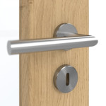 Detailansicht der Oberfläche von GARANT Schallschutztür Authentic Asteiche GCK08 mit Lichtausschnitt LA-4 schlossseitig