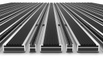 Detailansicht frontal von Aluprofilmatte KLASSIK Safe R01V schwarz / Minibürste MB01 schwarz - Entrada
