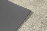 Detailansicht von Ober- und Untermaterial von Fußmatte ColourLine 014 hellgrau 85 x 150 cm - Entrada