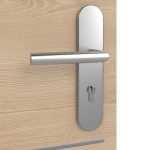 Detailansicht der Oberfläche von GARANT Wohnungseingangstür Corona 732 Quer Authentic Achat CePaL