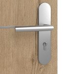 Detailansicht der Oberfläche von GARANT Wohnungseingangstür Corona 831 Authentic Risseiche CePaL