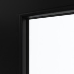 Detailansicht des Lichtausschnitts von Doppelflügeltür LA-24 bandseitig ProLine Schwarz RAL 9005 Lack inkl. Zarge - Hörmann