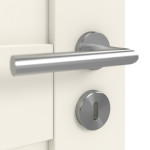 Detailansicht der Oberfläche von GARANT Doppelflügeltür Sylt Weißlack 9010 CePaL mit Lichtausschnitt STL4/1 mit Zarge