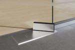Bodentürschließer von Quer Motiv matt 2-flg. Glaspendeltür mit zwei festen Seitenteilen DORMA Mundus BTS Variante 6 - Erkelenz