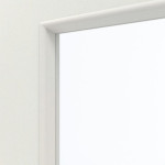 Detailansicht des Lichtausschnitts von GARANT Rauchschutztür Weiß Struktur Premium CePaL mit Lichtausschnitt LA-11