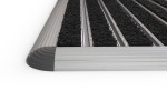 Frontale Detailaufnahme von Schuhabtreter HOME Brush BL01 schwarz 90 x 50 cm - Entrada