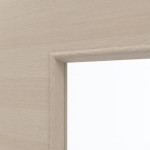 Detailansicht des Lichtausschnitts von GARANT Doppelflügeltür Corona 730 Quer Authentic Akazie CePaL mit Lichtausschnitt LA-4 mittig mit Zarge