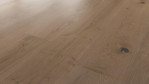 MW-eiche-auth-greige-geb-hd-400-lindura-holzb-633022892327-Schraeg-Top