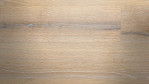 MW-holzboden-natureflex-hd-100-eiche-lebhaft-leichtw-gek-geb-Close