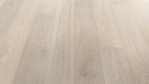 MW-pd400-9014-eiche-lebh-creme-weiss-gek-geb-parkett-5219009014-Schraeg