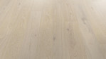 MW-ps300-9021-eiche-auth-creme-weiss-geb-parkett-5220009021-Schraeg