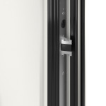 Kneer Haustür Alu AT72 1AF 706 RAL 9016-RAL 9016 Detail Schließer