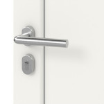 Haustür Smart AL-107 RAL 9016-RAL 9016 Detail Oberfläche