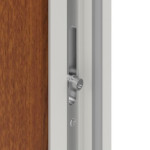 Haustür Kunststoff Premium F002 Golden Oak-RAL 9016 Detail Schließer