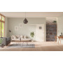 Front-Milieuansicht der vor der Wand laufenden GARANT Schiebetür 0105-60 Pearl White CePaL mit Lichtausschnitt LA-7