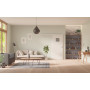 Front-Milieuansicht der vor der Wand laufenden GARANT Schiebetür 0160-60 Silver Grey CePaL mit Lichtausschnitt LA-7