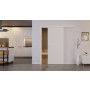 Front-Milieuansicht der vor der Wand laufenden CLASSEN Schiebetür Dynamic RAL 9010 Weißlack 3.2 