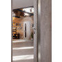 CloseUp-Milieuansicht von JELD-WEN Innentür Trend Concrete Hell Optima DuriTop CPL mit Lichtausschnitt LÖ-62 schlossseitig