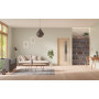 Front-Milieuansicht der in der Wand laufenden GARANT Schiebetür Authentic Achat GCK08 mit Lichtausschnitt LA-4 schlossseitig